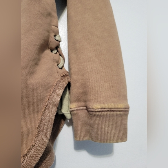 Sydney  V-neck Sweatshirt Pullover Brown Size Small - Picture 5 of 10